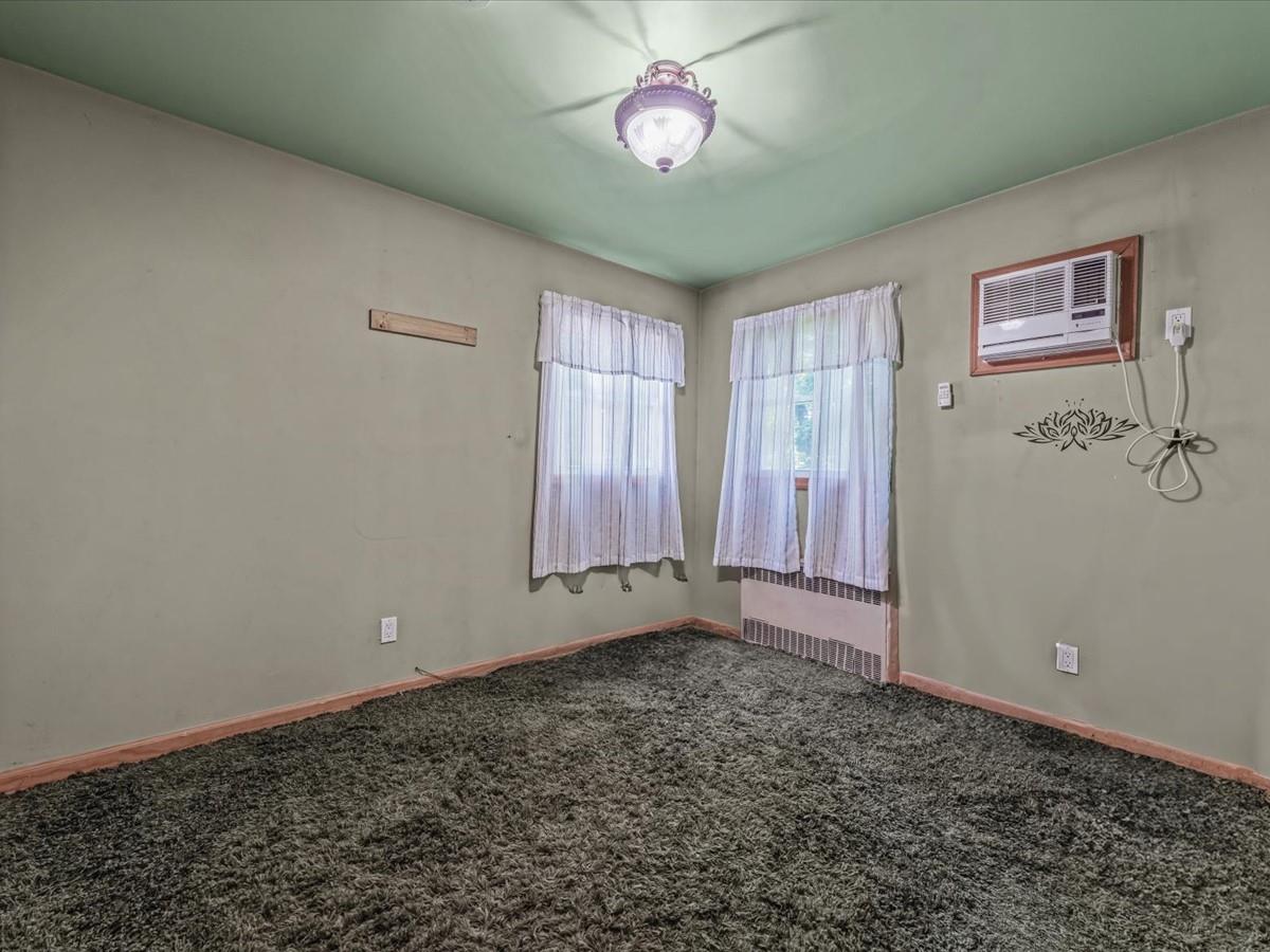 261 N Albany Avenue, Massapequa, New York image 10