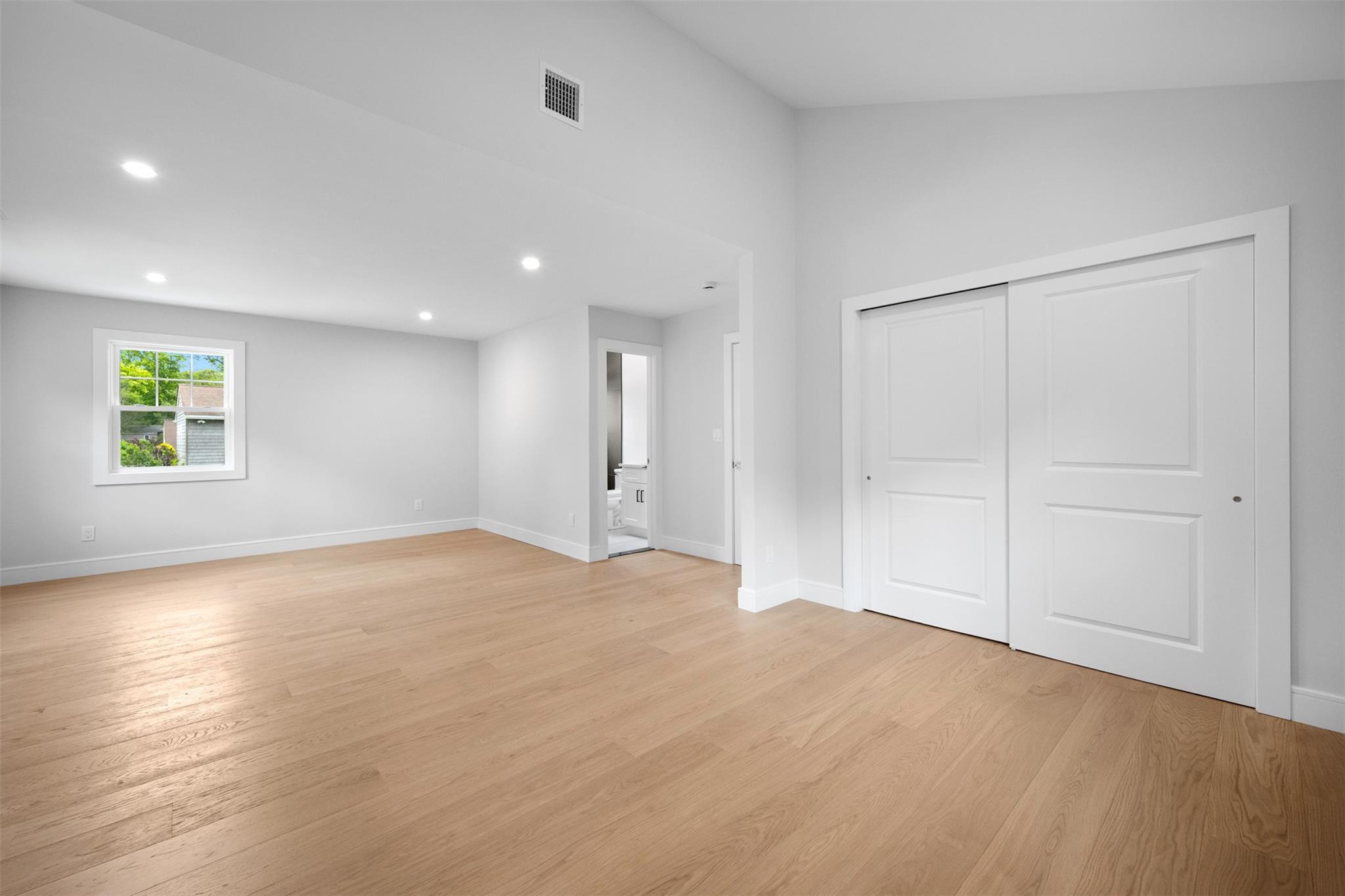 8 Massey Court, Huntington, New York image 36