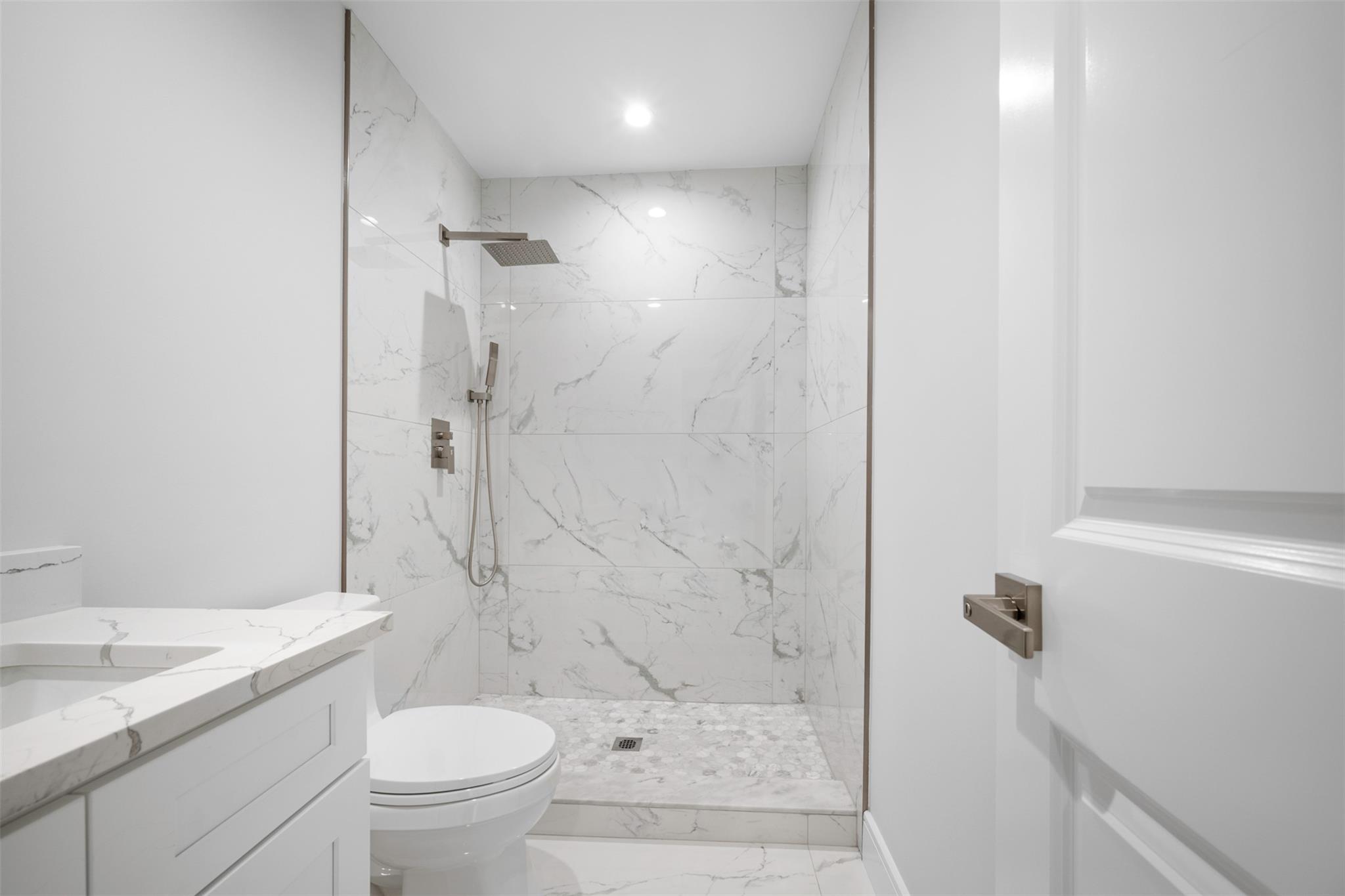 8 Massey Court, Huntington, New York image 30
