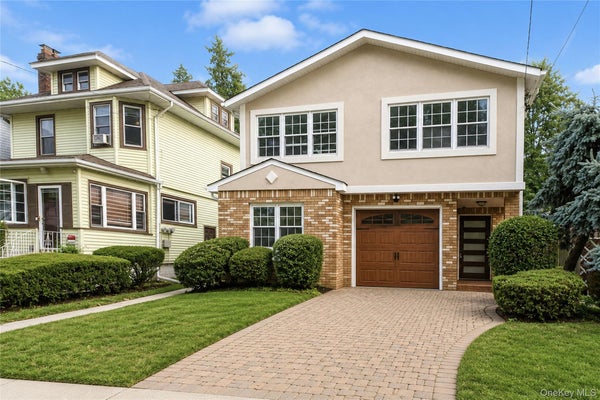 152 RICE AVE, STATEN ISLAND, NY 10314 - Image 0403de993d9fd3446d5b60dcd827a926/3141186325