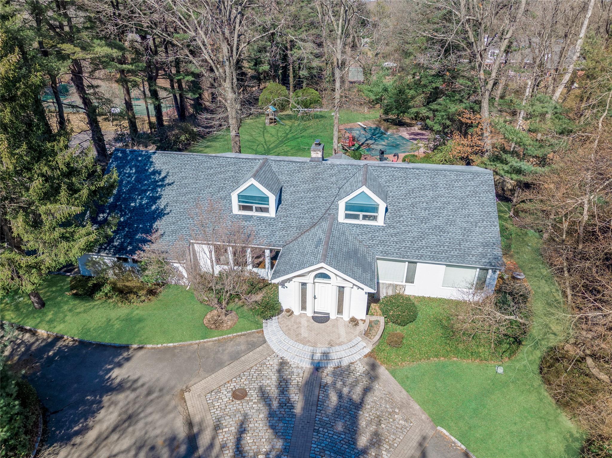 7 Hewlett Drive, Old Westbury, New York image 43