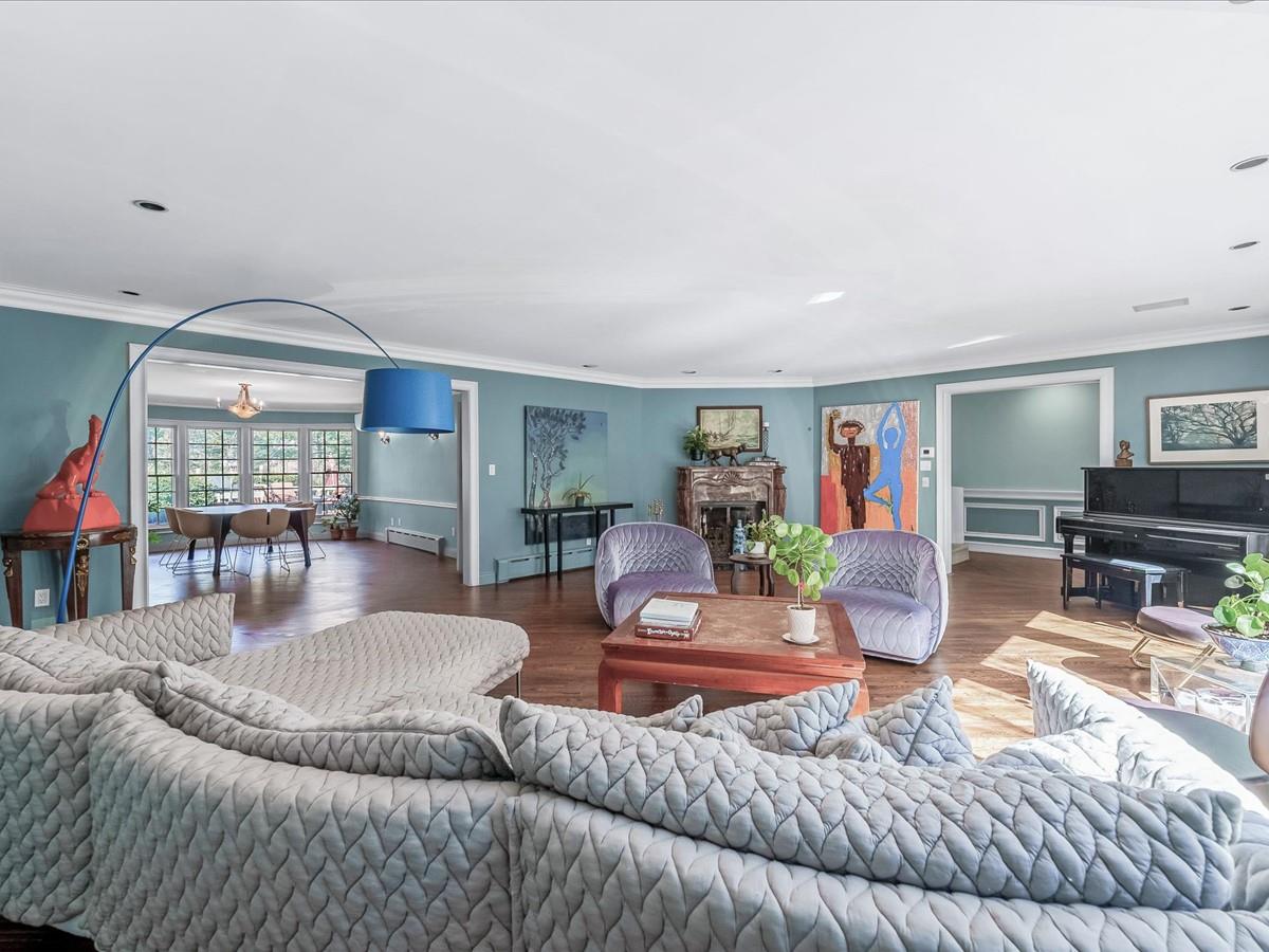 7 Hewlett Drive, Old Westbury, New York image 6