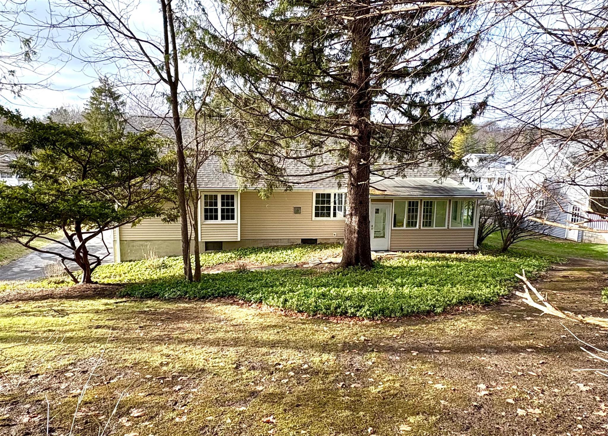 49 Pasture Lane, Poughkeepsie, New York image 37