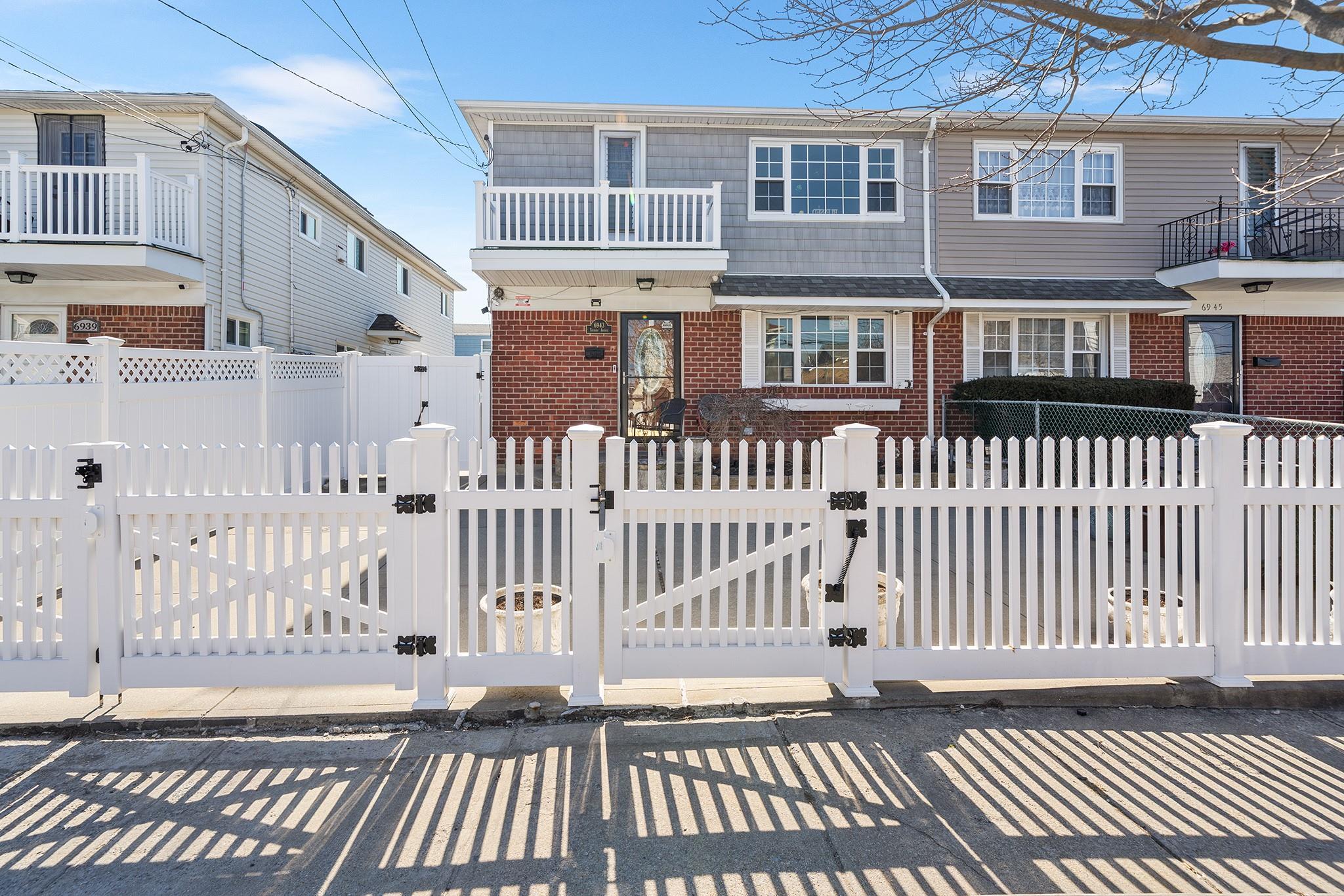 Property for Sale at Thursby Avenue, Arverne, Queens, NY - Bedrooms: 5 
Bathrooms: 2  - $779,000