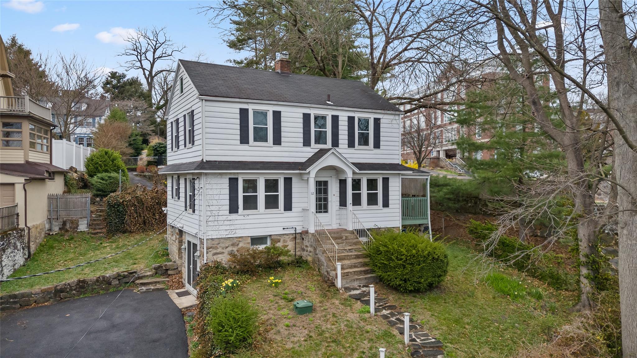 12 Bolling Place, Greenwich, Connecticut image 2