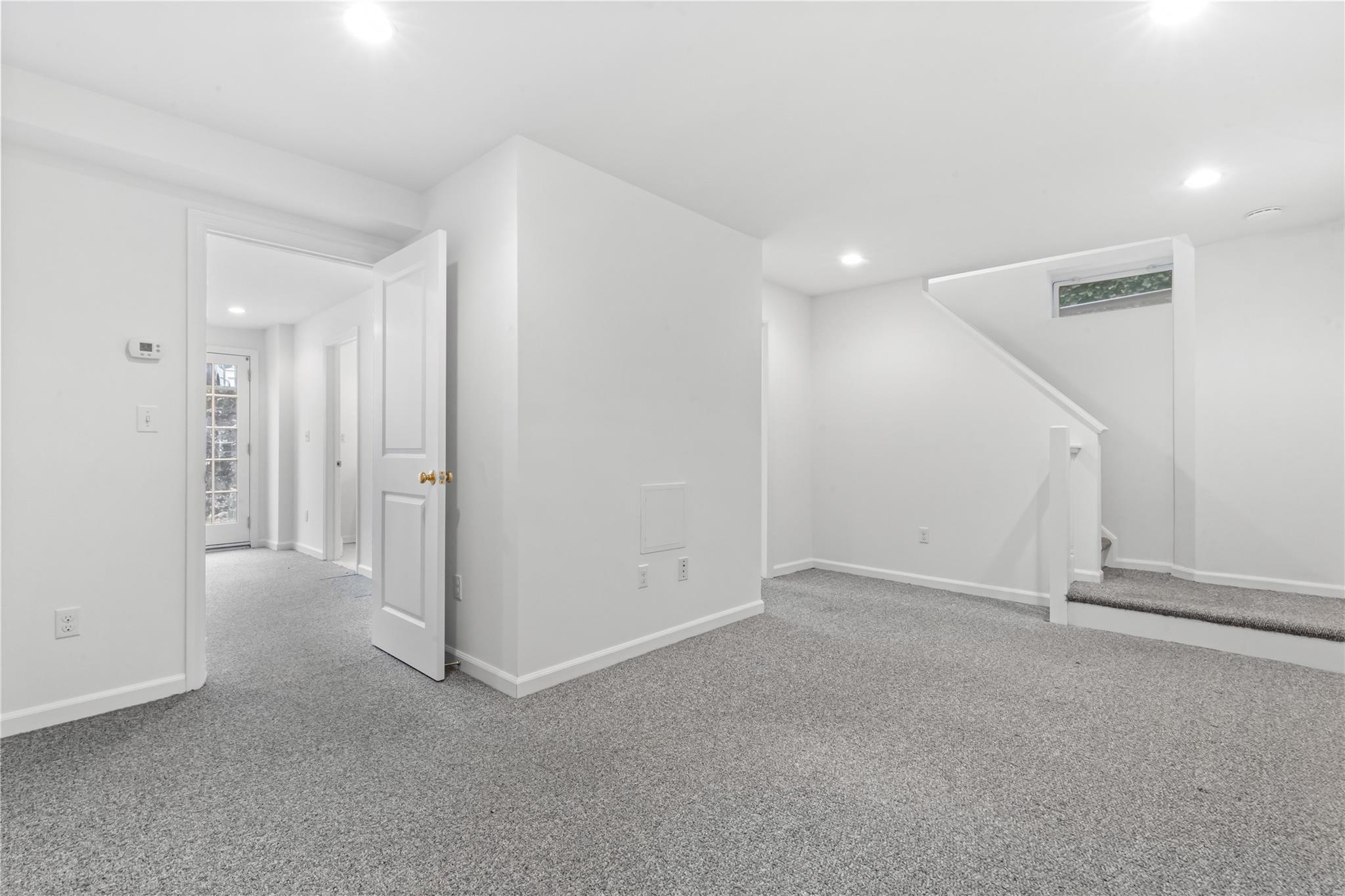 12 Bolling Place, Greenwich, Connecticut image 25
