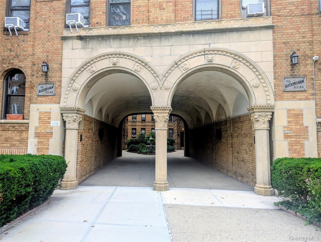 Photo of 8344 Lefferts Boulevard #1F, Kew Gardens, NY 11415 (MLS # 1024933)