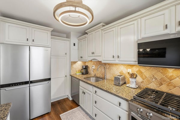 121 N BROADWAY APT 22K, WHITE PLAINS, NY 10603 - Image 042e7a13c00d67a539e7dff8d4a97e44/11918766