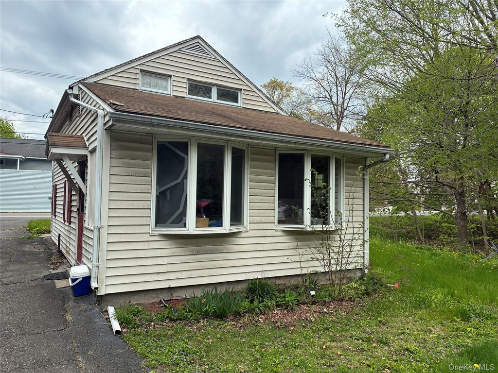 Photo of 42 State Route 9H, Hudson, NY 12513 (MLS # 1016121)