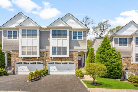 Condo For Sale - 22 Hidden Ridge Court<br/> Scarsdale, NY 10583