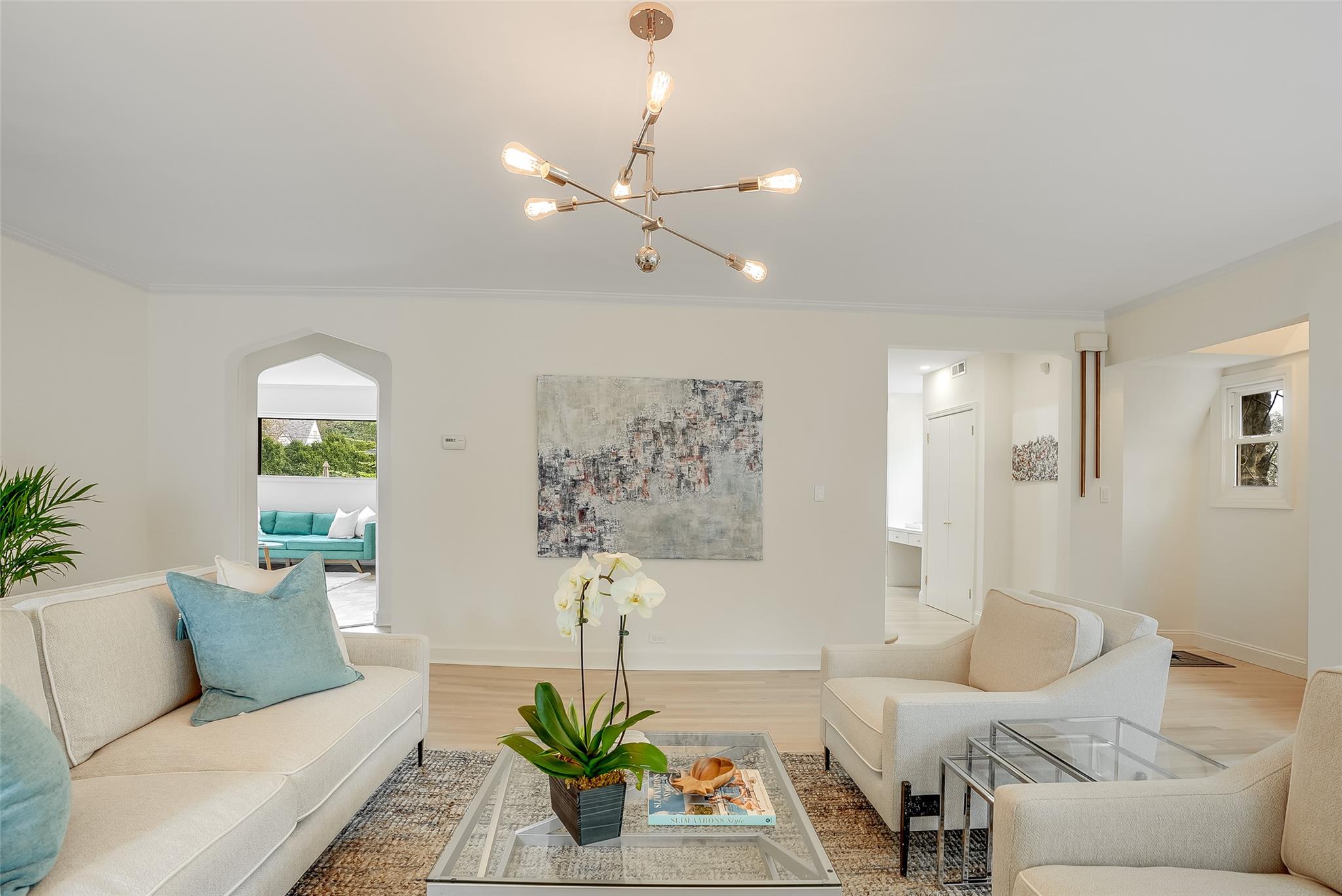 654 Forest Avenue, Larchmont, New York image 6