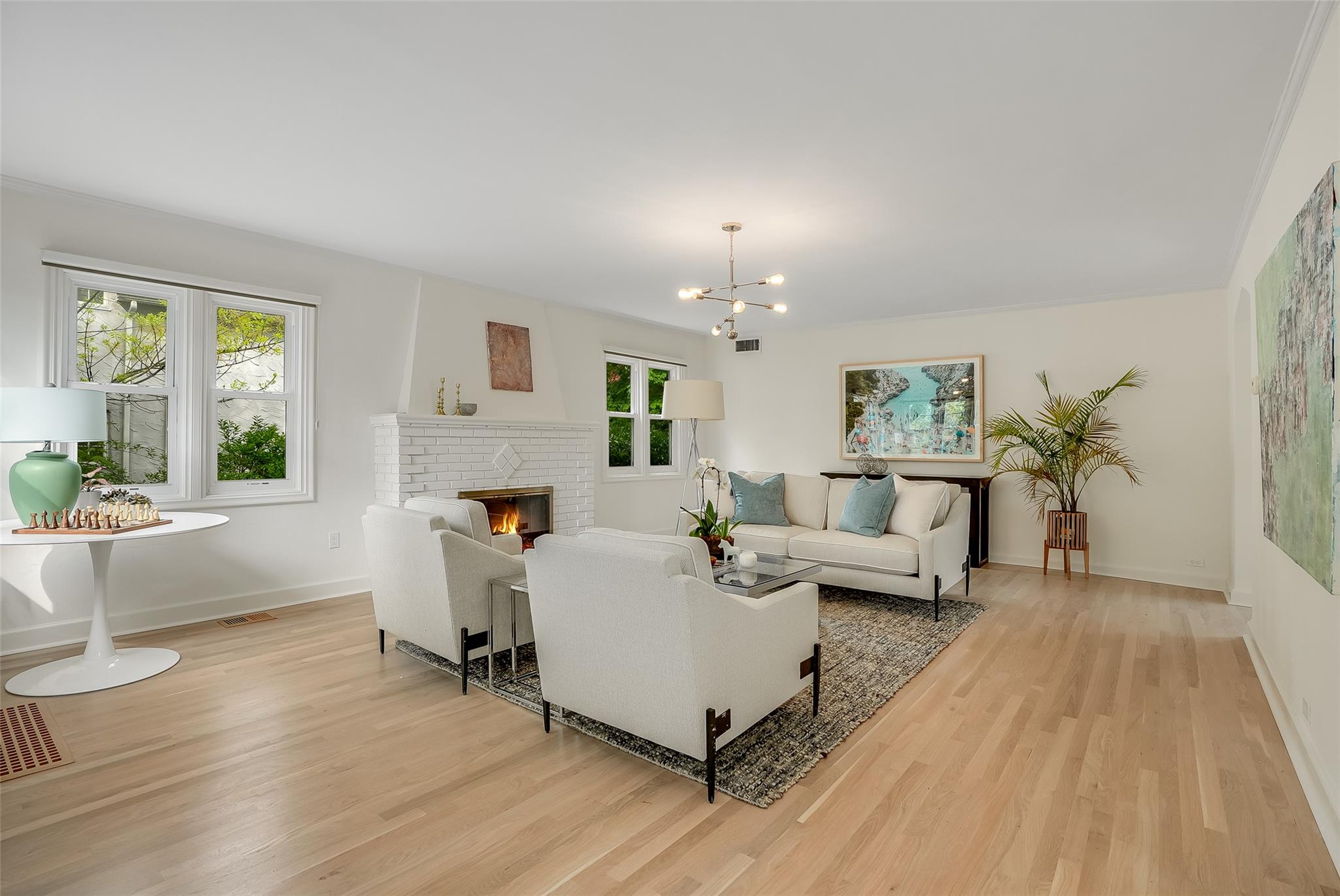654 Forest Avenue, Larchmont, New York image 10