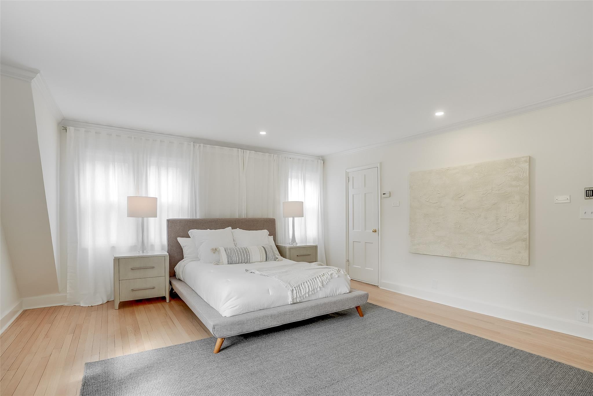 654 Forest Avenue, Larchmont, New York image 24