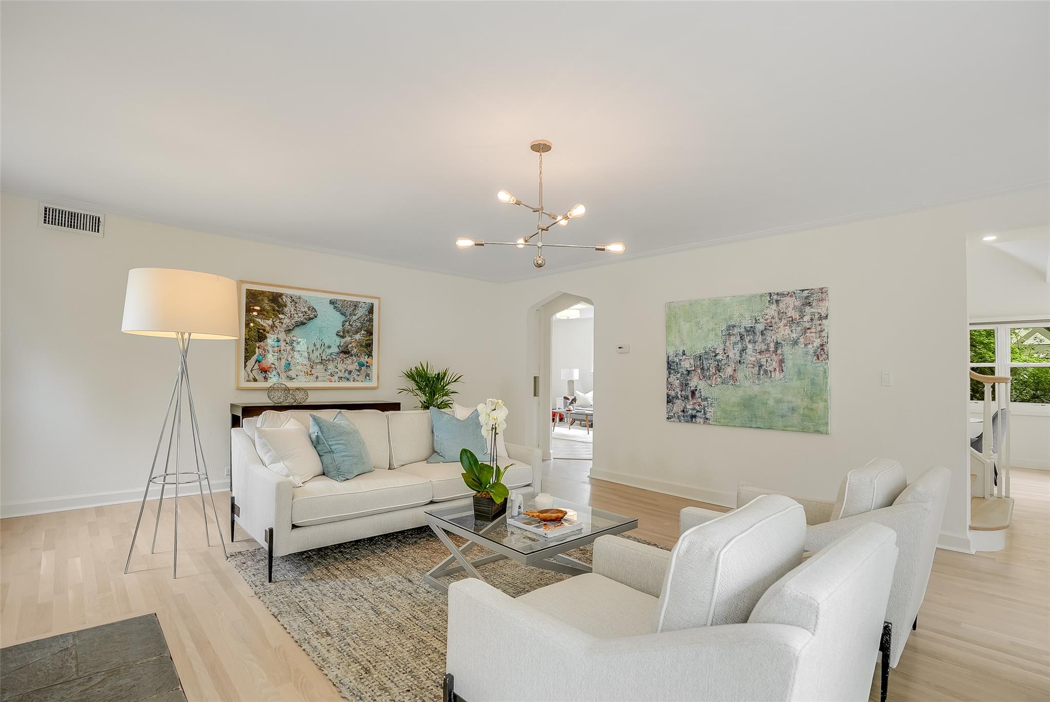 654 Forest Avenue, Larchmont, New York image 8