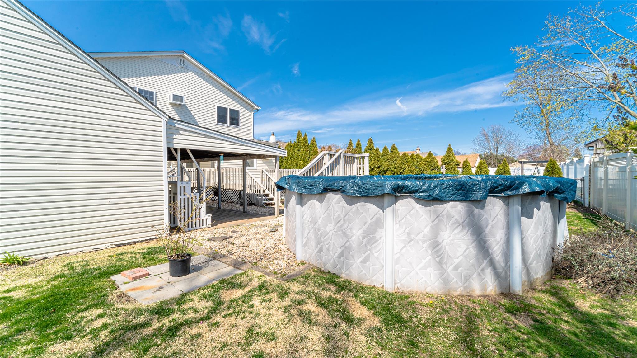 96 17th Street, West Babylon, New York image 38