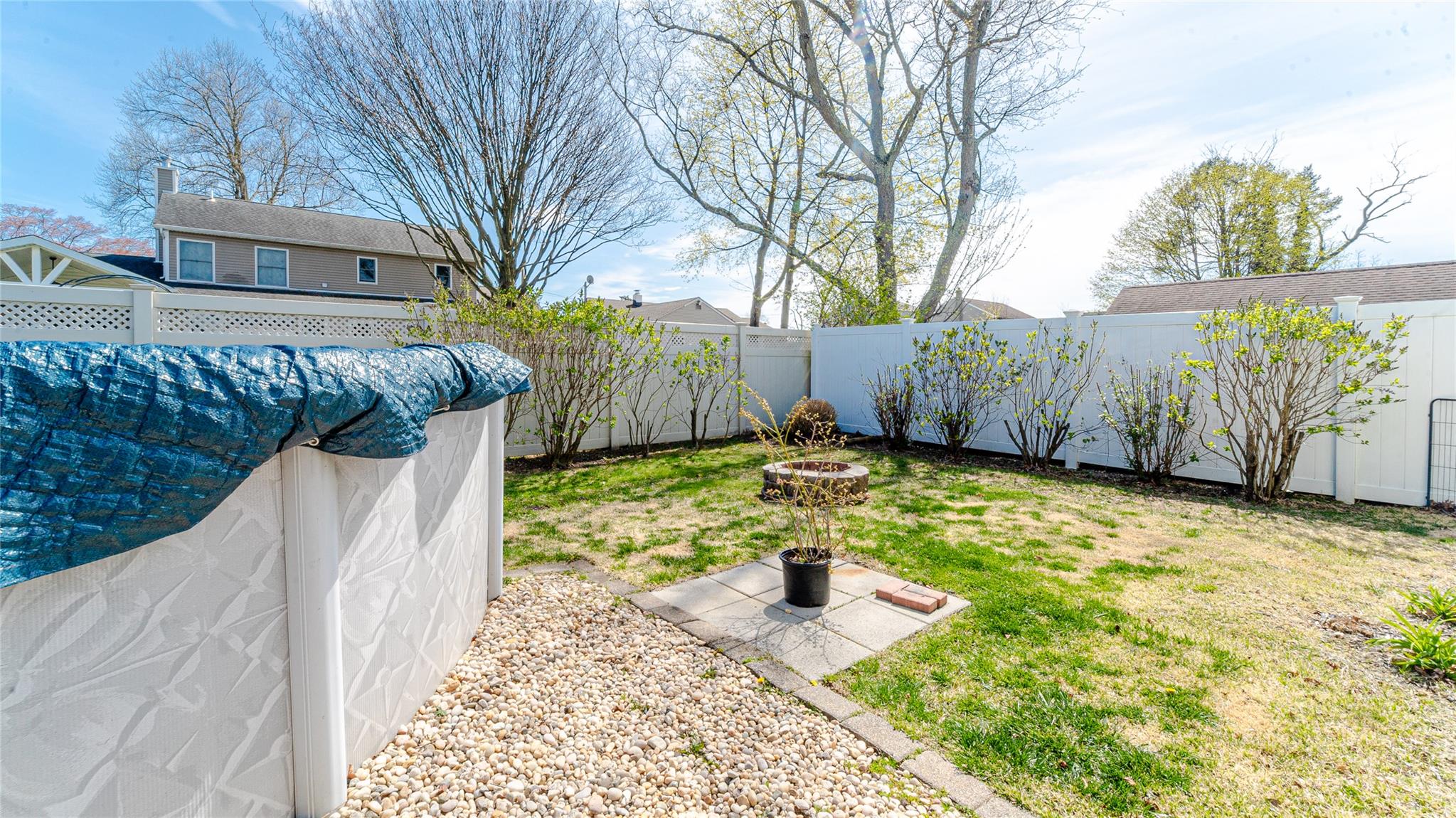 96 17th Street, West Babylon, New York image 36