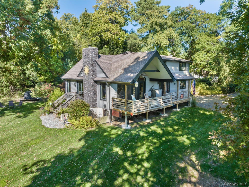 Photo of 283 New Hempstead Road, New City, NY 10956 (MLS # 1049311)