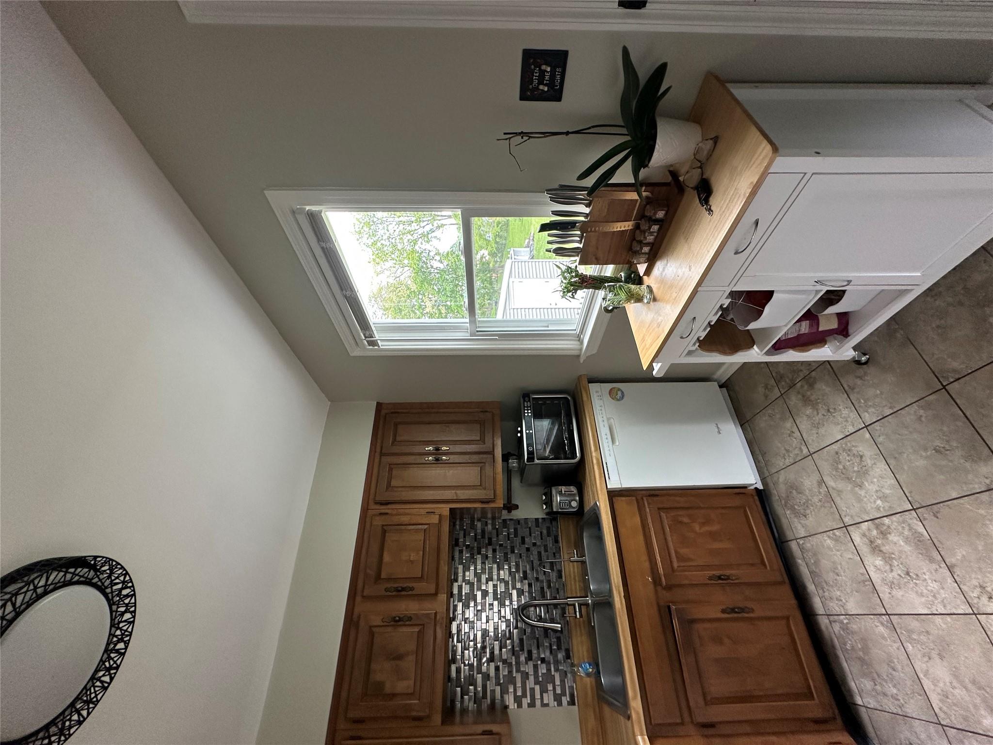 8 Spratt Avenue, Poughkeepsie, New York image 4