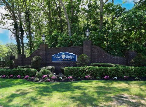 Photo of 3 Birchwood Rd #3, Medford, NY 11763 (MLS # 895342)