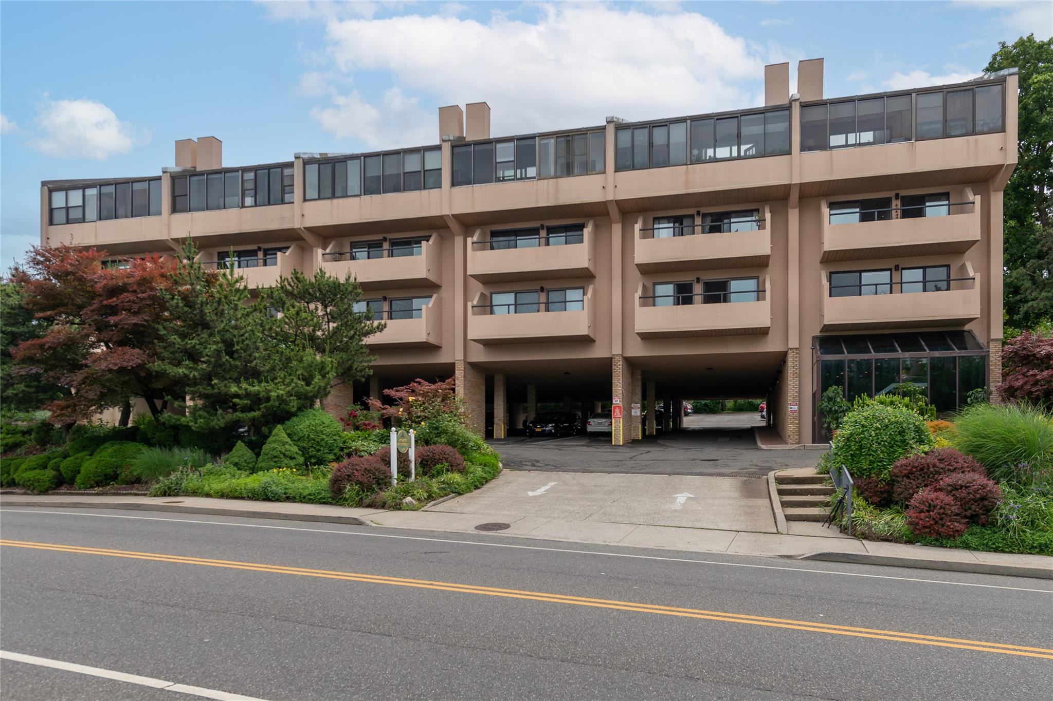 372 Main Street #306, Port Washington, New York image 35