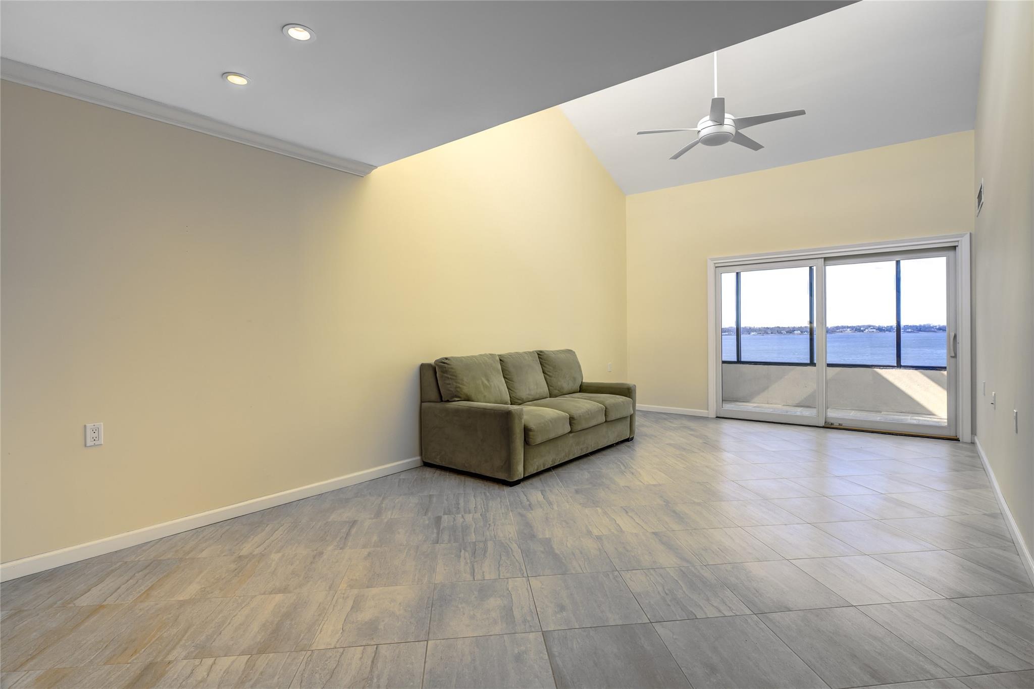 372 Main Street #306, Port Washington, New York image 8