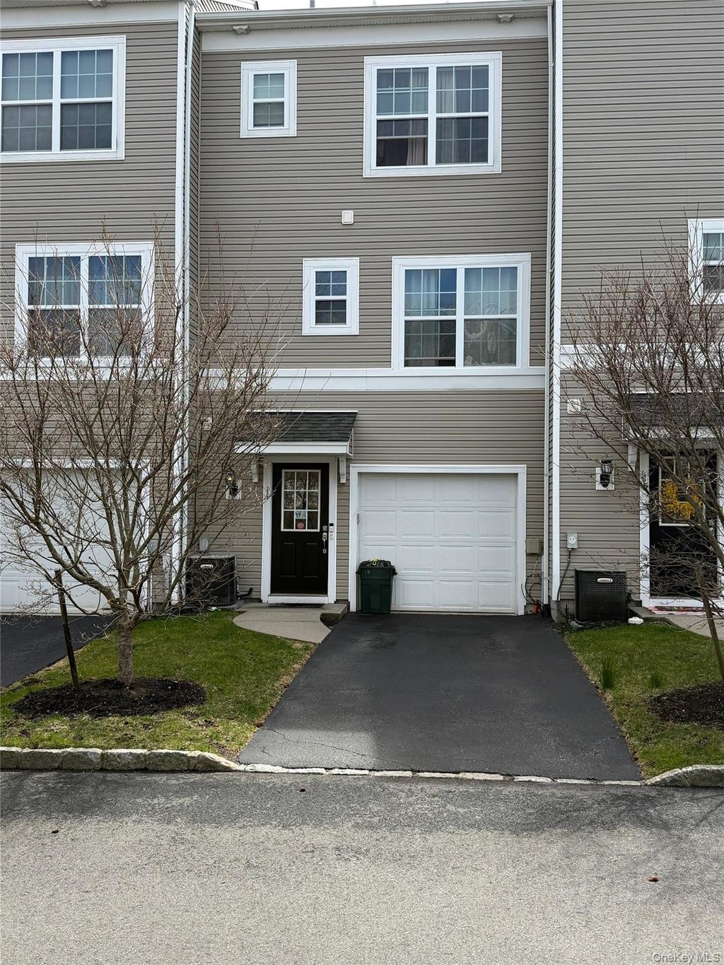 Photo of 14 Maler Lane, Patchogue, NY 11772 (MLS # 980580)