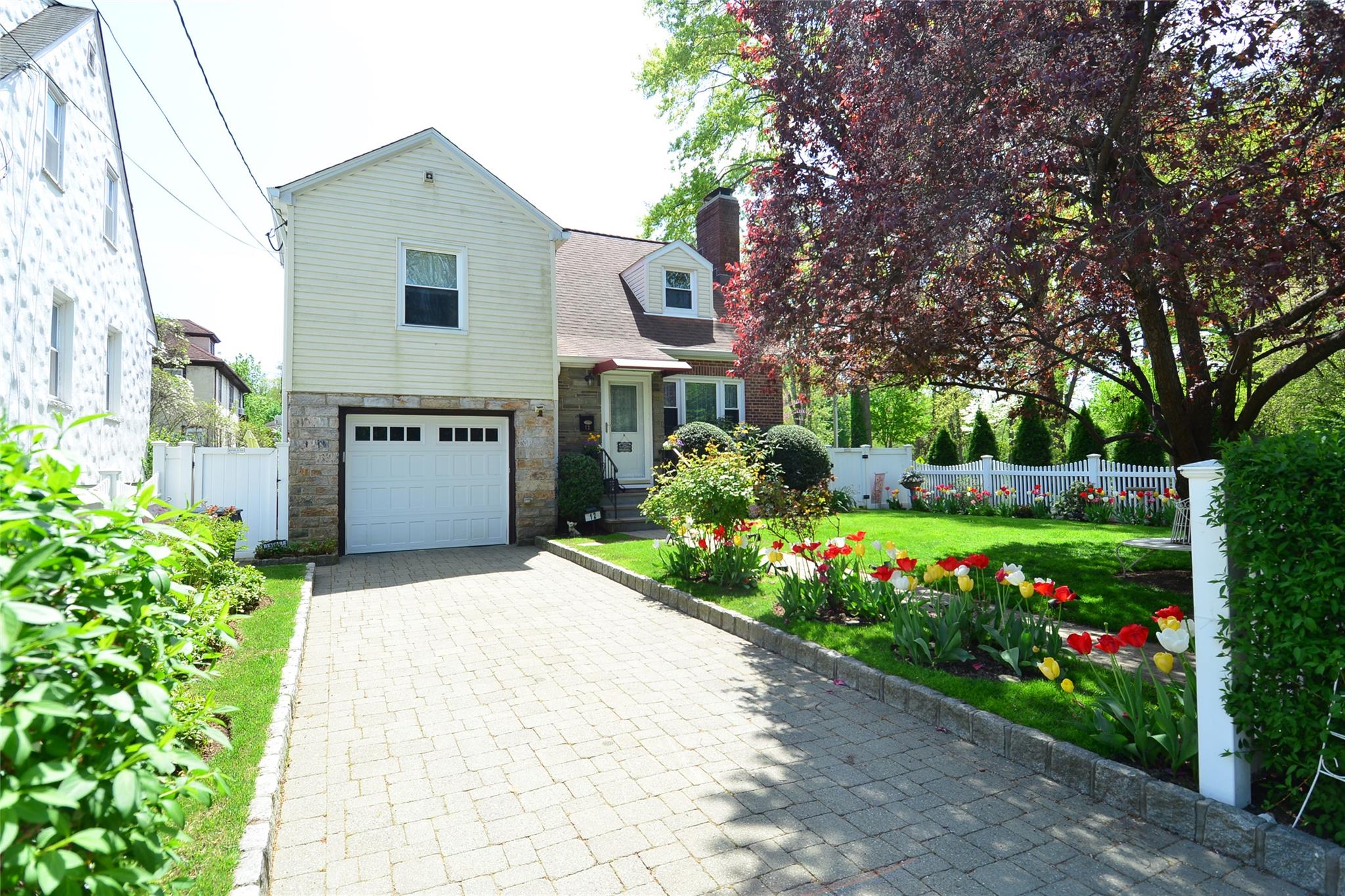 12 Yonkers Avenue, Tuckahoe, New York image 2
