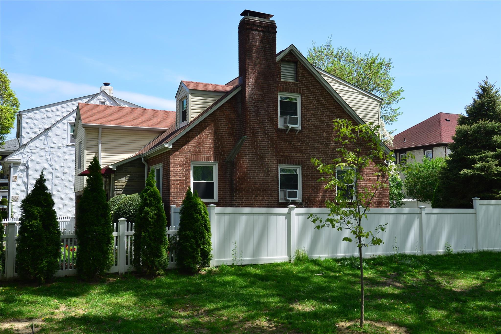 12 Yonkers Avenue, Tuckahoe, New York image 4
