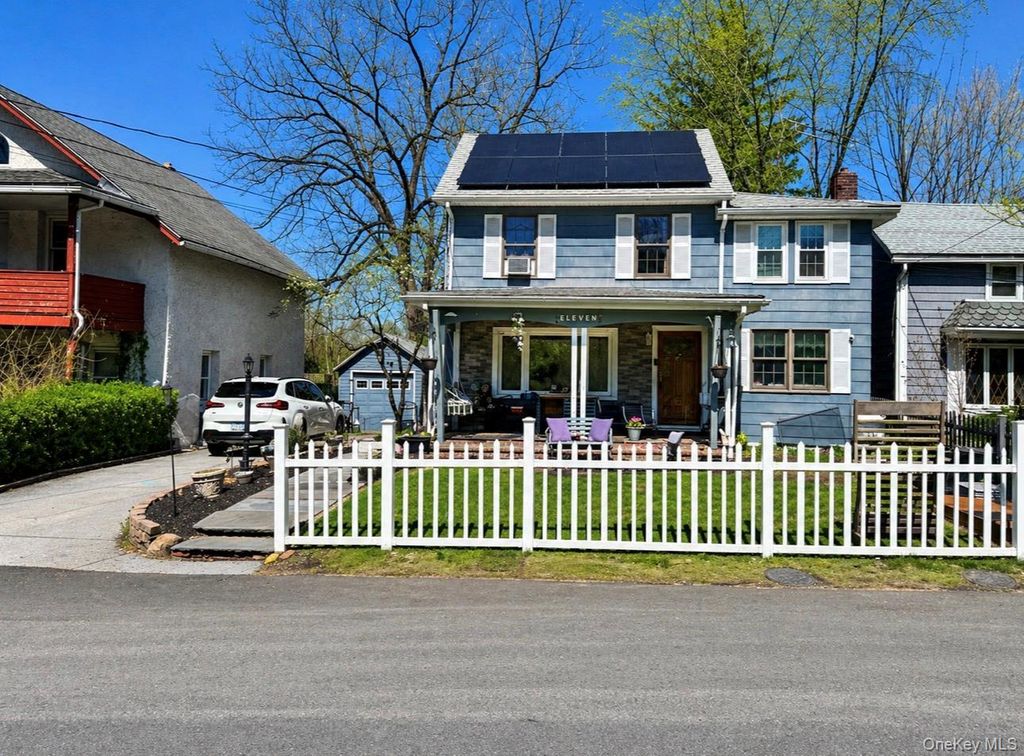 Photo of 11 Oxford Depot, Chester, NY 10918 (MLS # 991245)