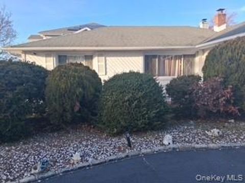 1322 Barry Drive S, Valley Stream, NY 11580 - MLS#: 938919