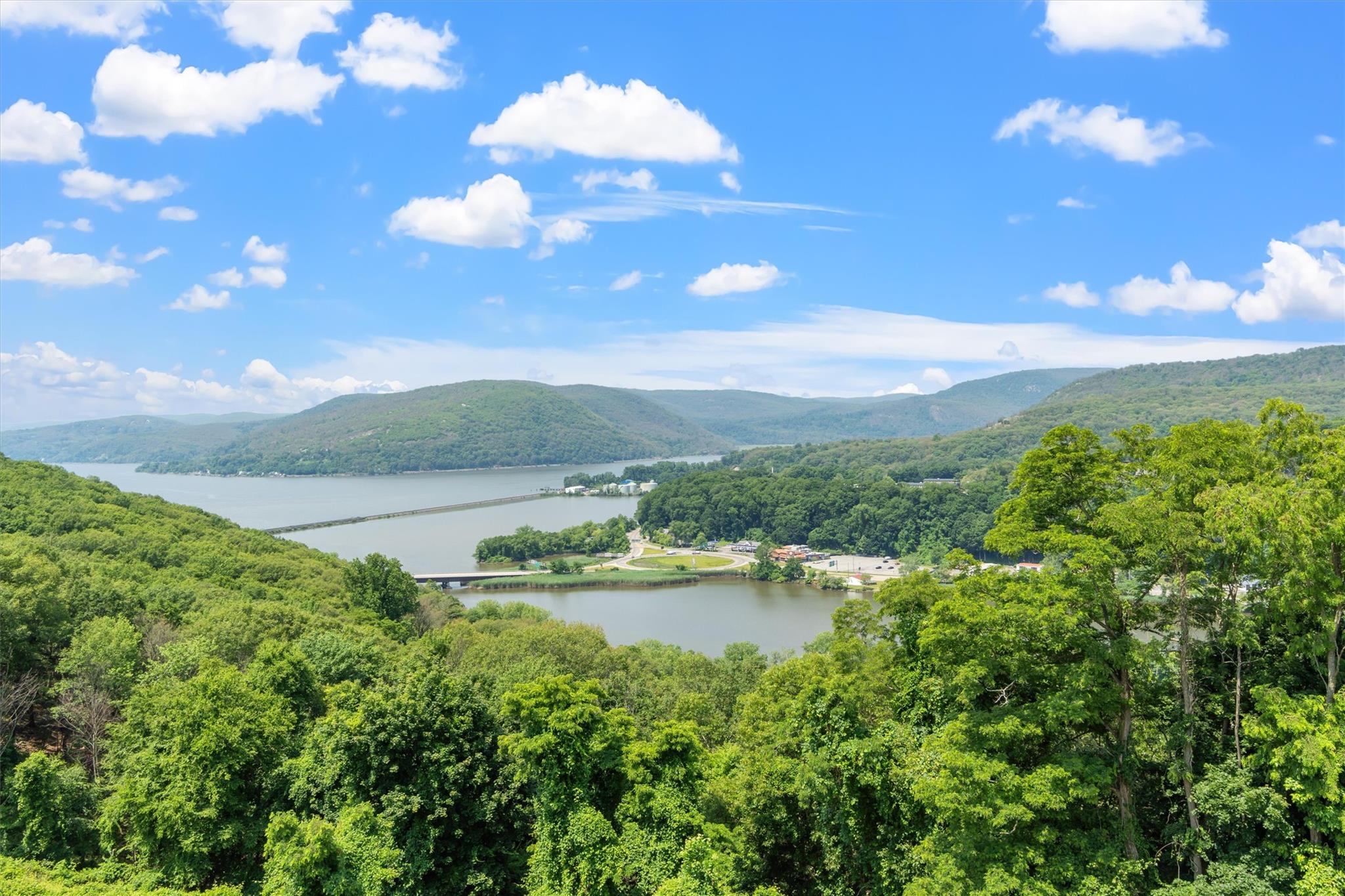 1 Lakeview Drive #1L, Peekskill, New York image 38
