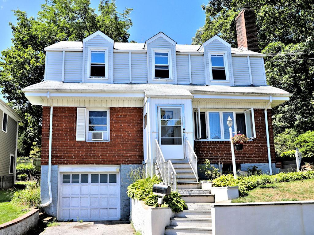 Rental Property at 2nd Street, Harrison, New York - Bedrooms: 2 
Bathrooms: 1 
Rooms: 5  - $2,900 MO.
