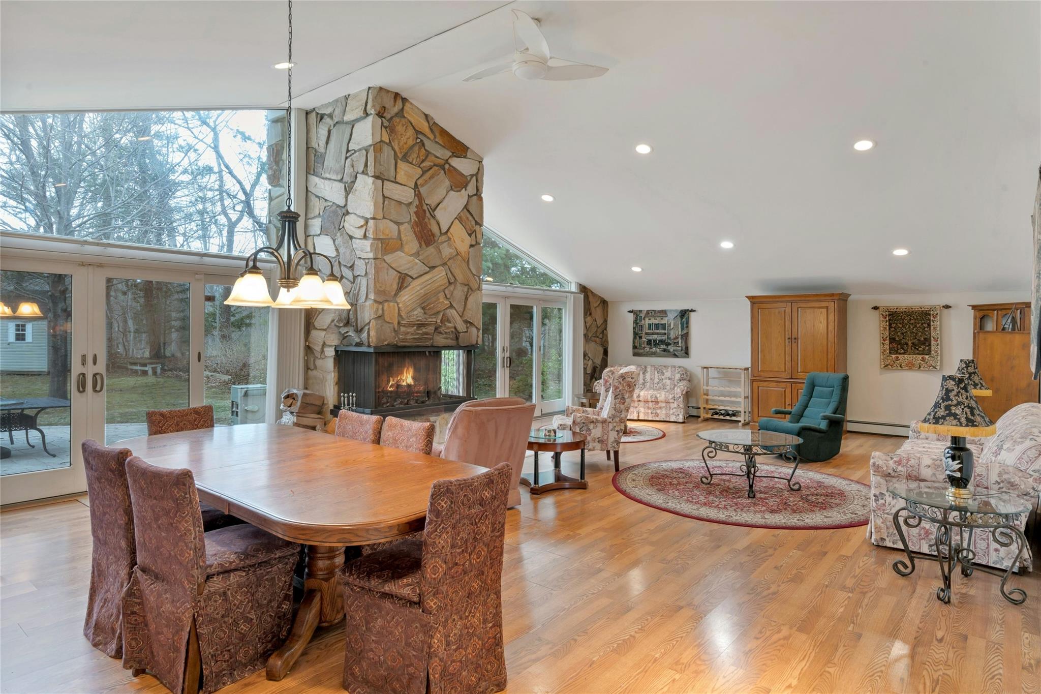 7 Cobb Court, Huntington, New York image 8