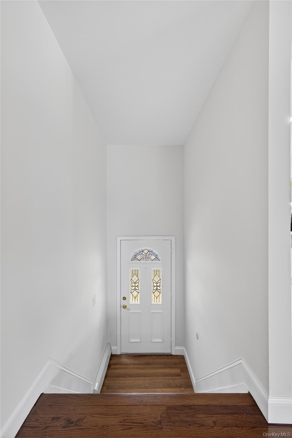 370 Chelsea Avenue - Photo 4