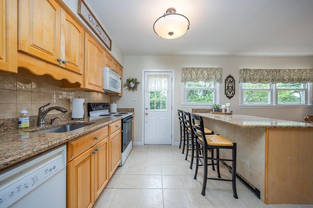 164 N Lincoln Street, Pearl River, New York image 10