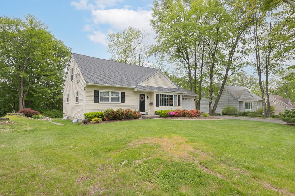 164 N Lincoln Street, Pearl River, New York image 2