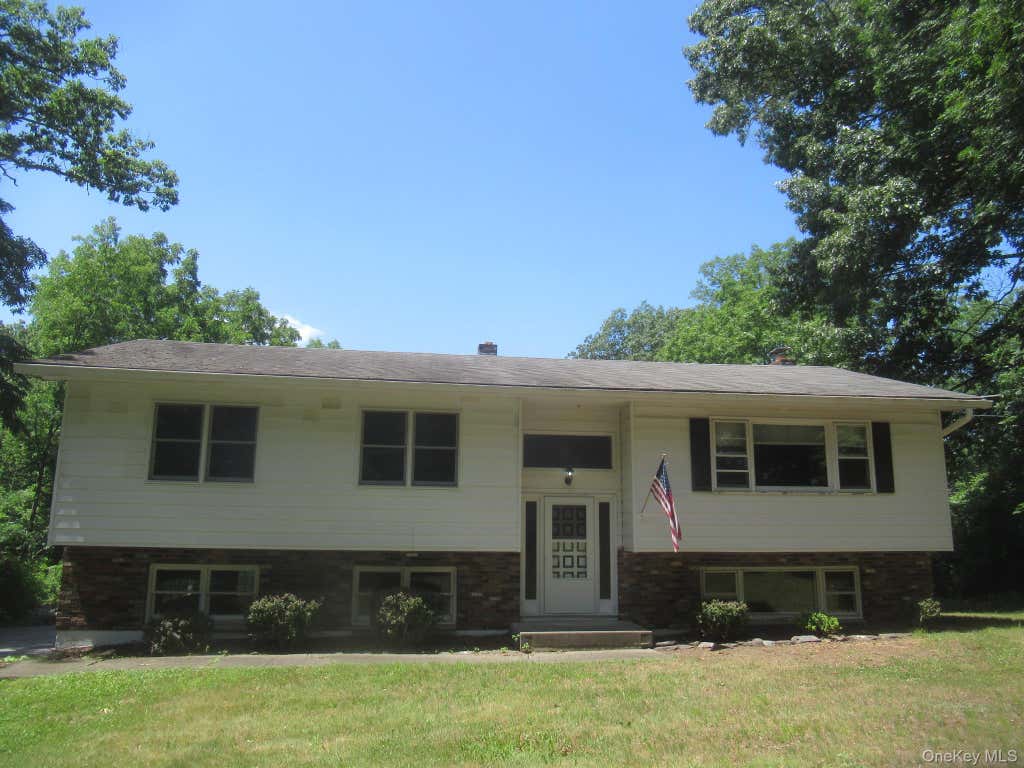 Photo of 17 Jack And Jill Road, Poughquag, NY 12570 (MLS # 1024734)