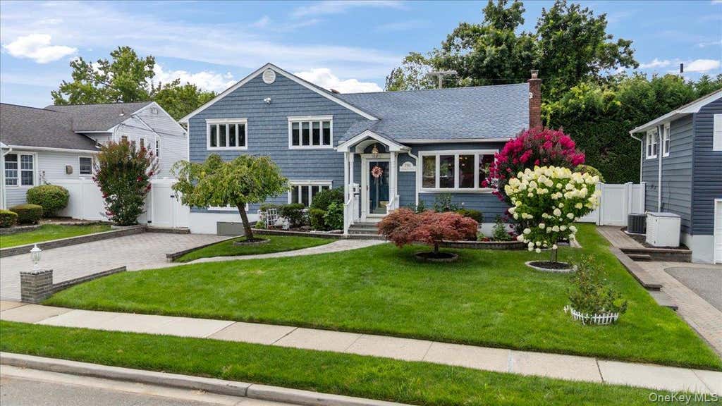 Photo of 790 Wenwood Drive, East Meadow, NY 11554 (MLS # 1031476)