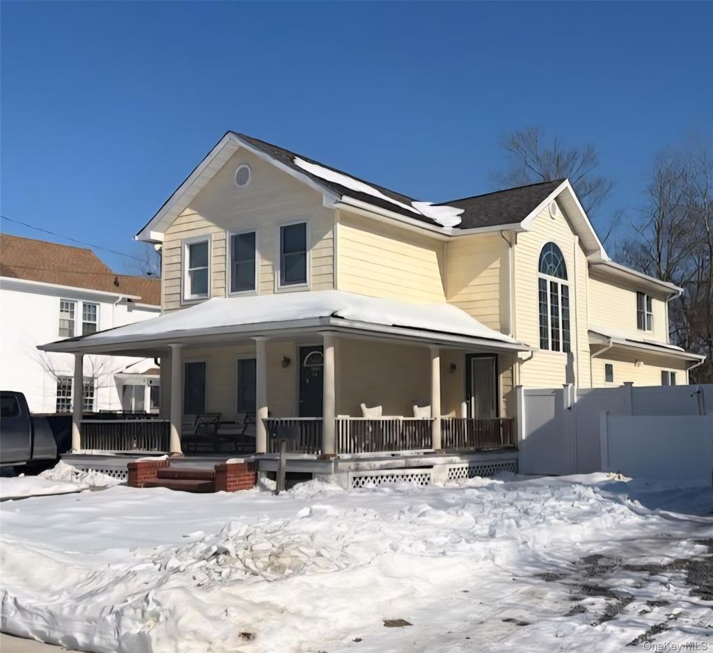 Photo of 255 Cedar Avenue, Patchogue, NY 11772 (MLS # 958458)