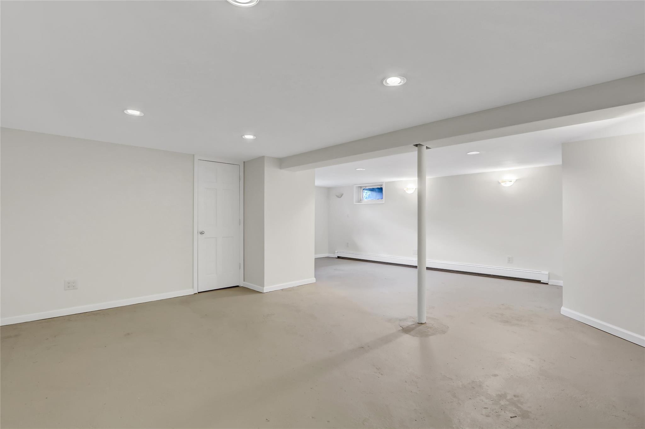 16 Tremont Street, Garden City, New York image 19