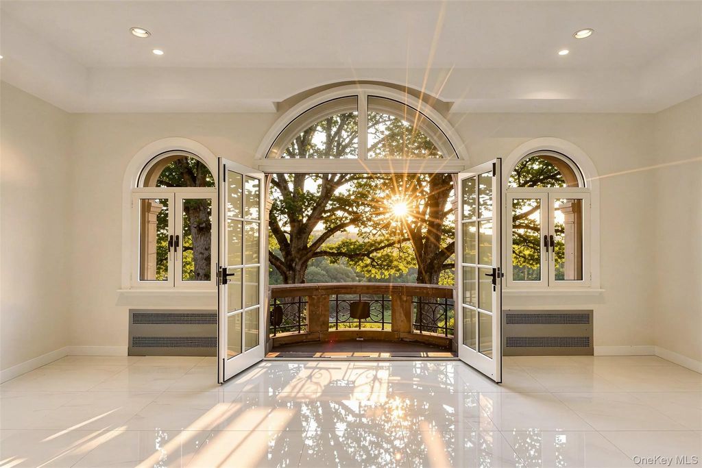 Photo of 247 Central Park W, New York (Manhattan), NY 10024 (MLS # 965046)