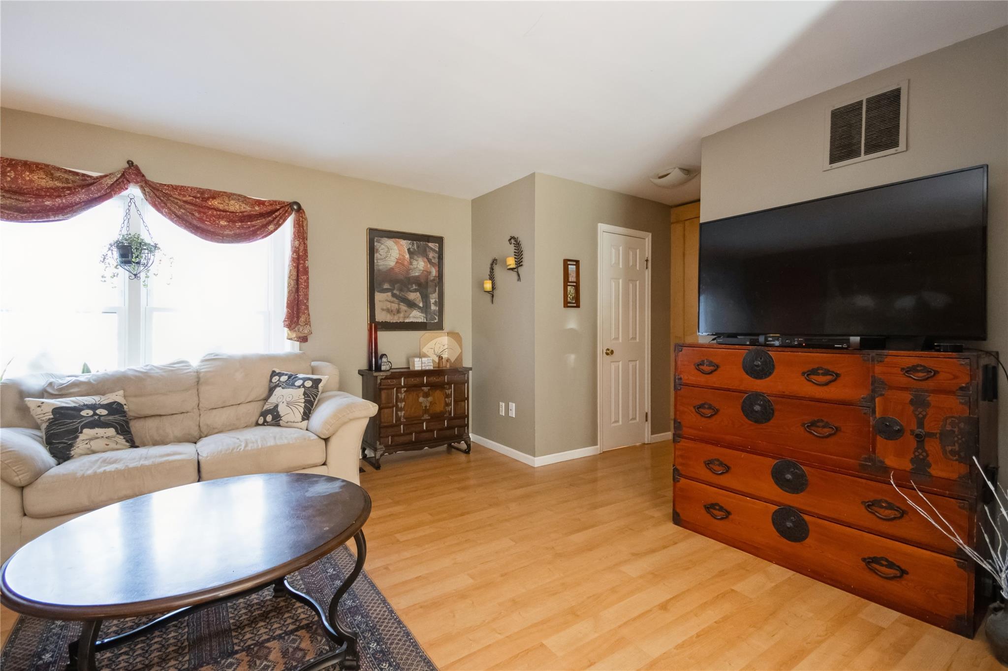15 Helen Court, Beacon, New York image 8