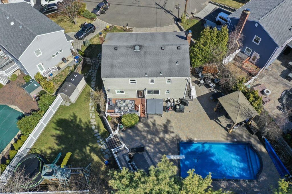listing image 42