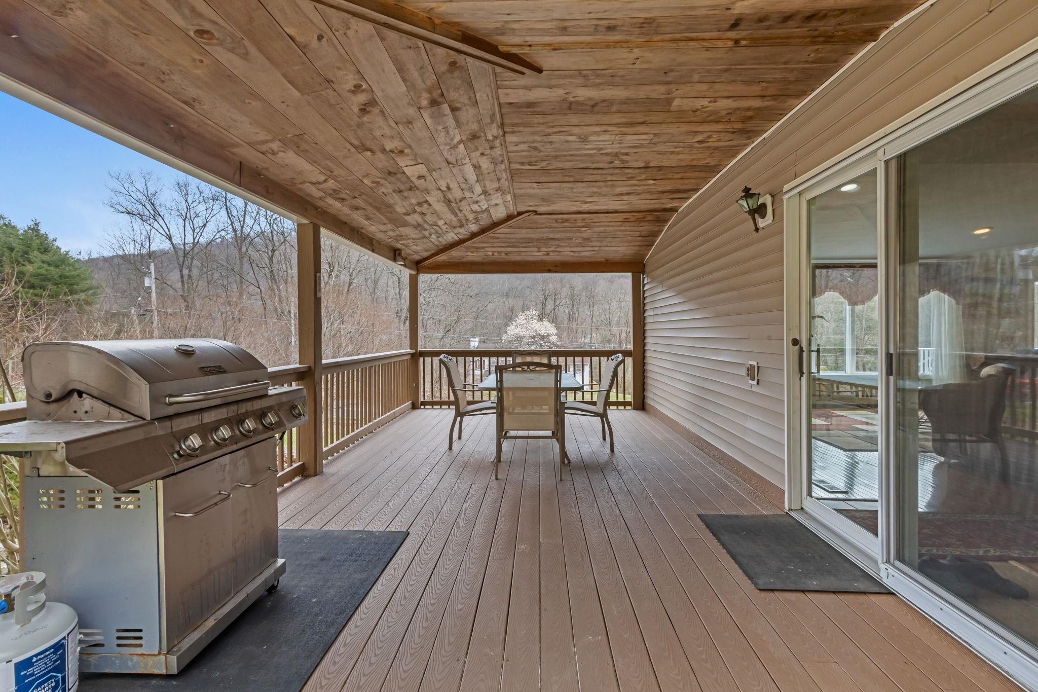 971 Peekskill Hollow Road, Putnam Valley, New York image 13