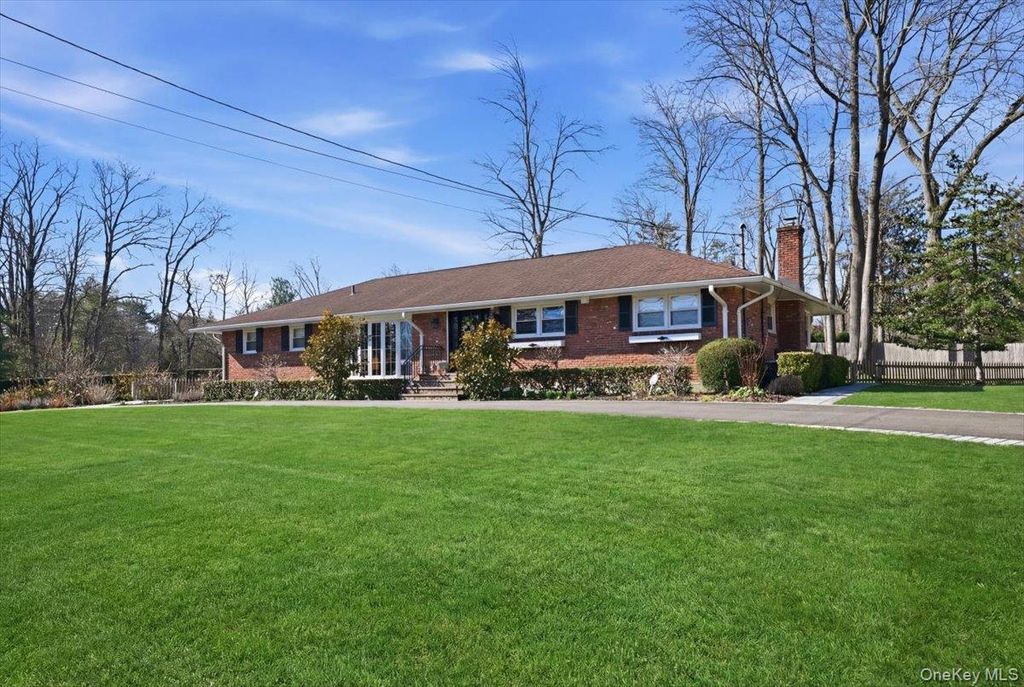 Photo of 125 Highland Road, Glen Cove, NY 11542 (MLS # 976714)