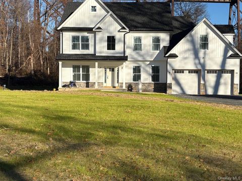 3 Rosewood Lane Salisbury Mills NY 12577