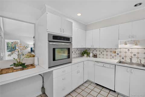 Tiny photo for 85 Rockland Road, Sparkill, NY 10976 (MLS # 1027324)