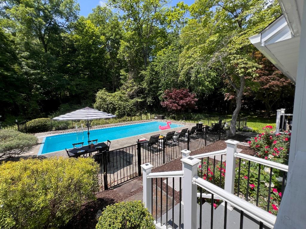 126 Goldens Bridge Road, Katonah, New York image 32
