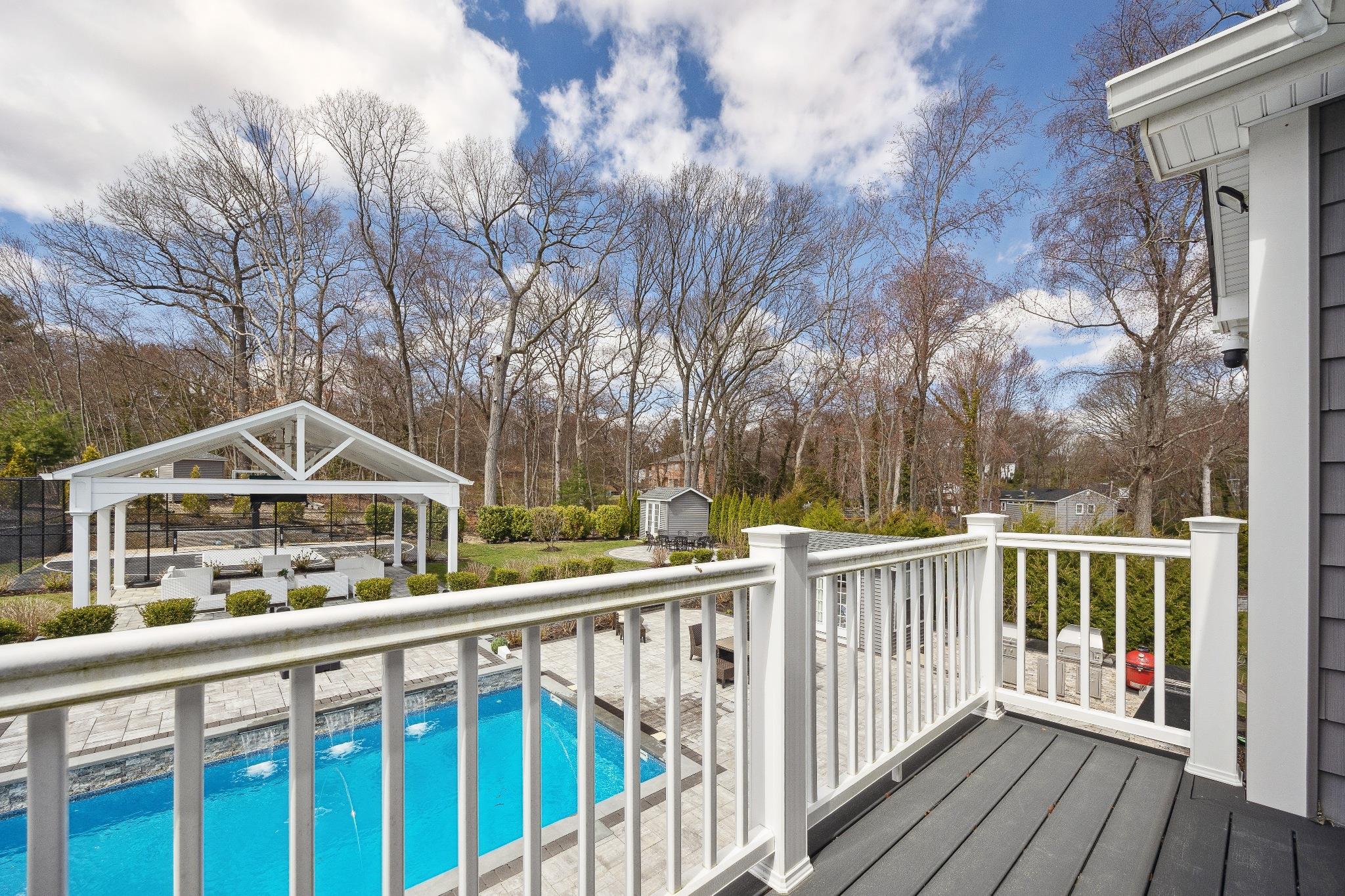 4 SE Lucille Lane, Dix Hills, New York image 19