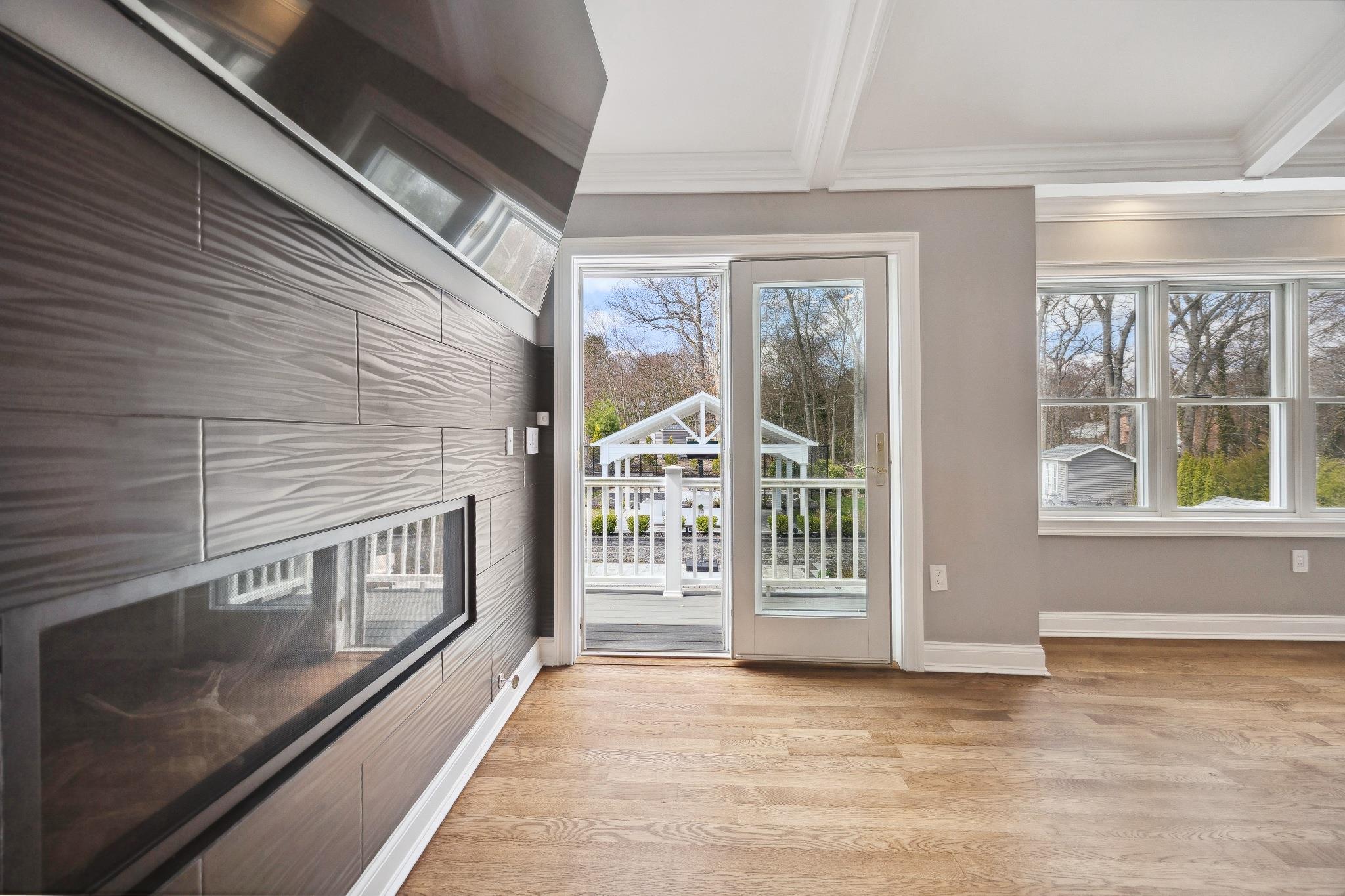 4 SE Lucille Lane, Dix Hills, New York image 18